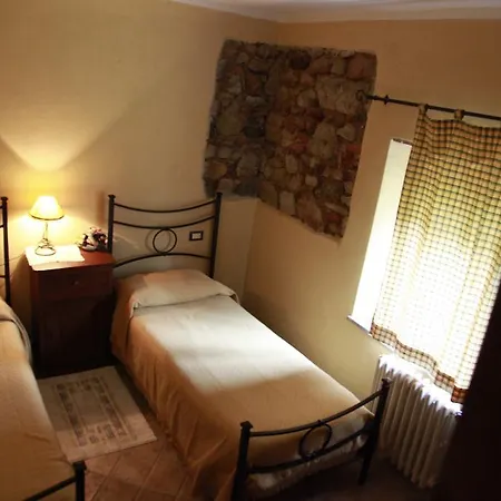 Agriturismo Tisignana Farm stay *